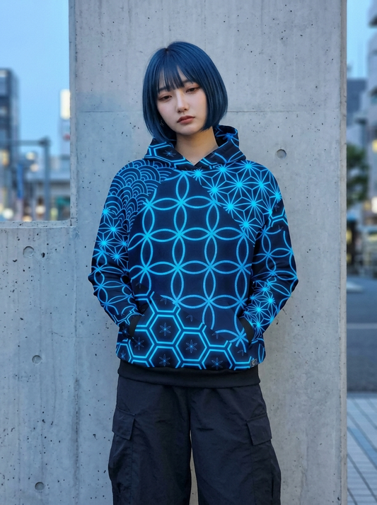 KUMIKO Grid - Japanese Geometric Pattern Hoodie 【Neon Cyan】