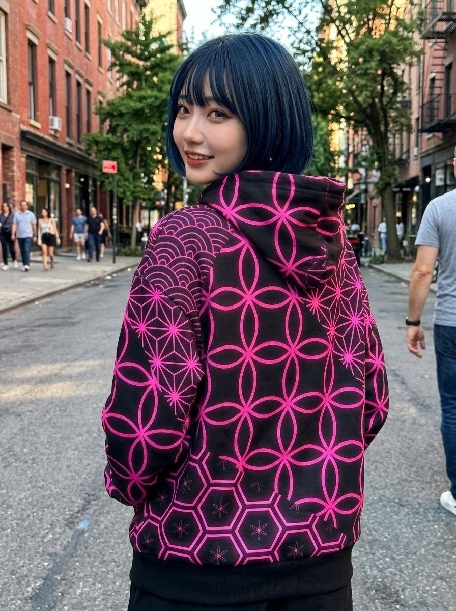 KUMIKO Grid - Japanese Geometric Pattern Hoodie 【Neon Sakura】